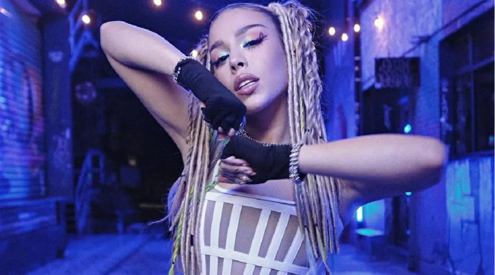 Danna Paola causó furor