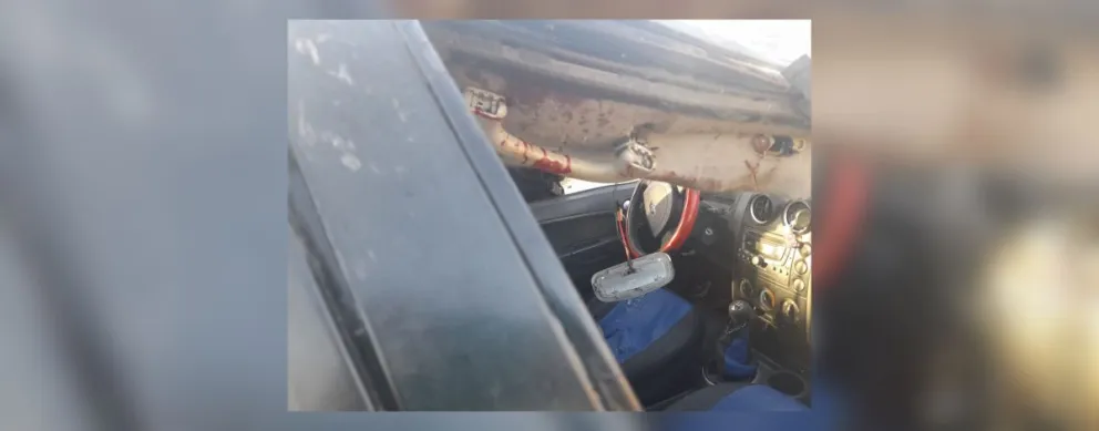 |TERRIBLES FOTOS| Impactante choque de una camioneta: los ocupantes quedaron atrapados entre hierros y vidrios