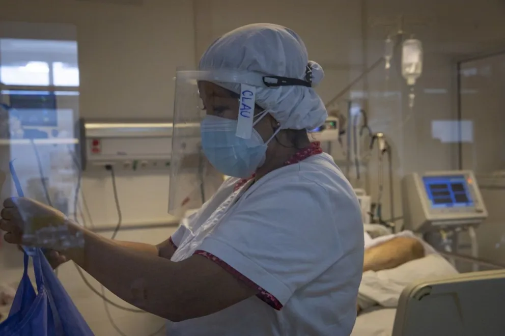 Coronavirus en Argentina: continúa bajando la cantidad de pacientes en terapia