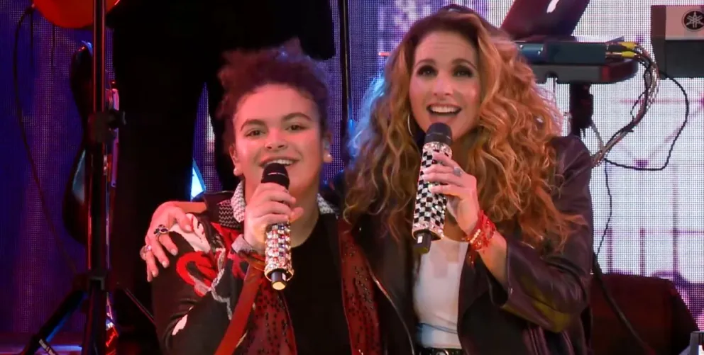 Lucero y su hija