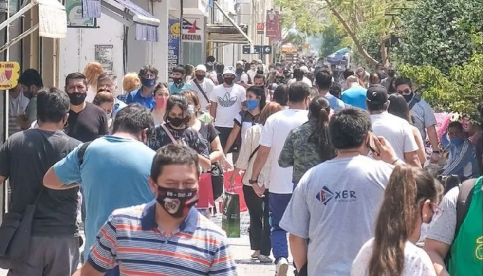 Tras el feriado, los comercios se mantuvieron abiertos