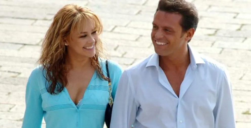 Exhiben al hijo menor de Luis Miguel y Aracely Arámbula y se desata polémica