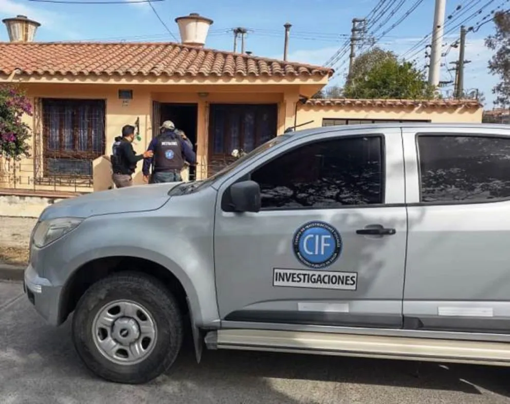 FOTOS | Prometían cumplir el sueño de la casa propia, pero engañaron a varios salteños: así atraparon a los estafadores 