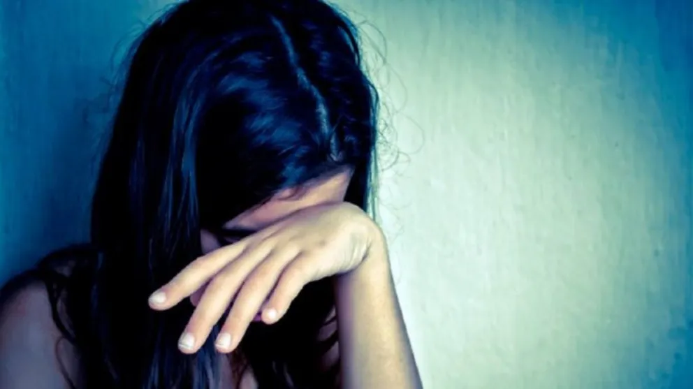 Una joven llamó al 911 para informar que su padre la había violado