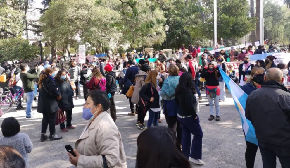 Docentes autoconvocados. Fuente: (Twitter)