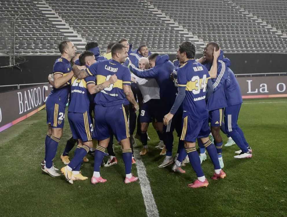 Boca eliminó a River en los penales y avanzó a cuartos de final de la Copa Argentina