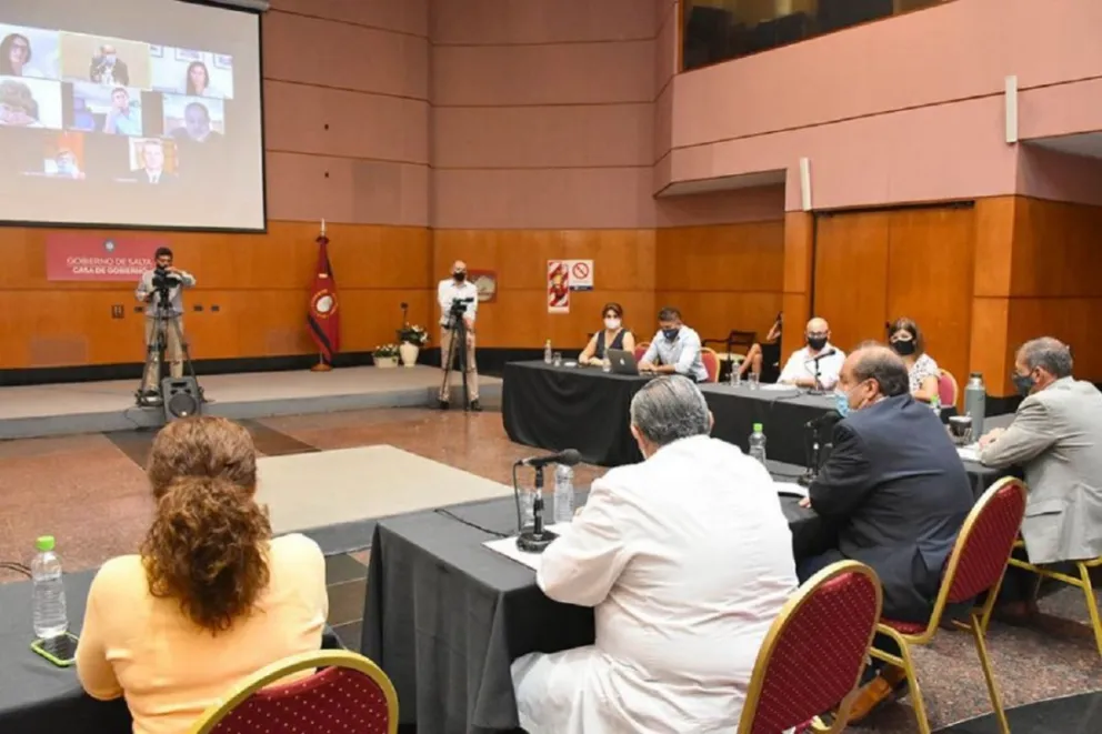 Elecciones, el Milagro salteño y las nuevas medidas: el COE se reúne este viernes con una importante agenda