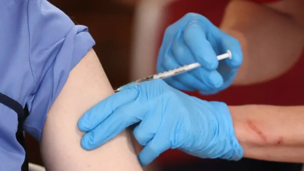 Se empezó aplicar otro refuerzo más de la vacuna contra el Coronavirus