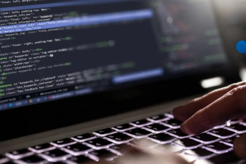 Subsidio de $100 mil para computadoras e internet gratis: el Gobierno nacional lanza hoy un nuevo plan ¿quiénes podrán acceder?