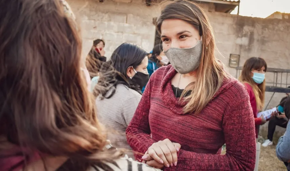 "Nos une la esperanza, el trabajo y el compromiso": Malvina Gareca continúa llevando sus propuestas a los barrios