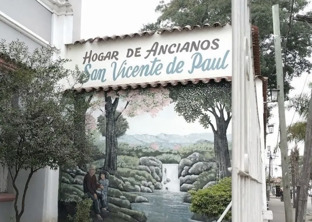 Escándalo en el hogar de ancianos de Orán: separan de su cargo a Claudia Moyano 