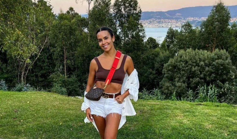 ¿Embarazada? Cristina Pedroche se grabó con el vientre abultado