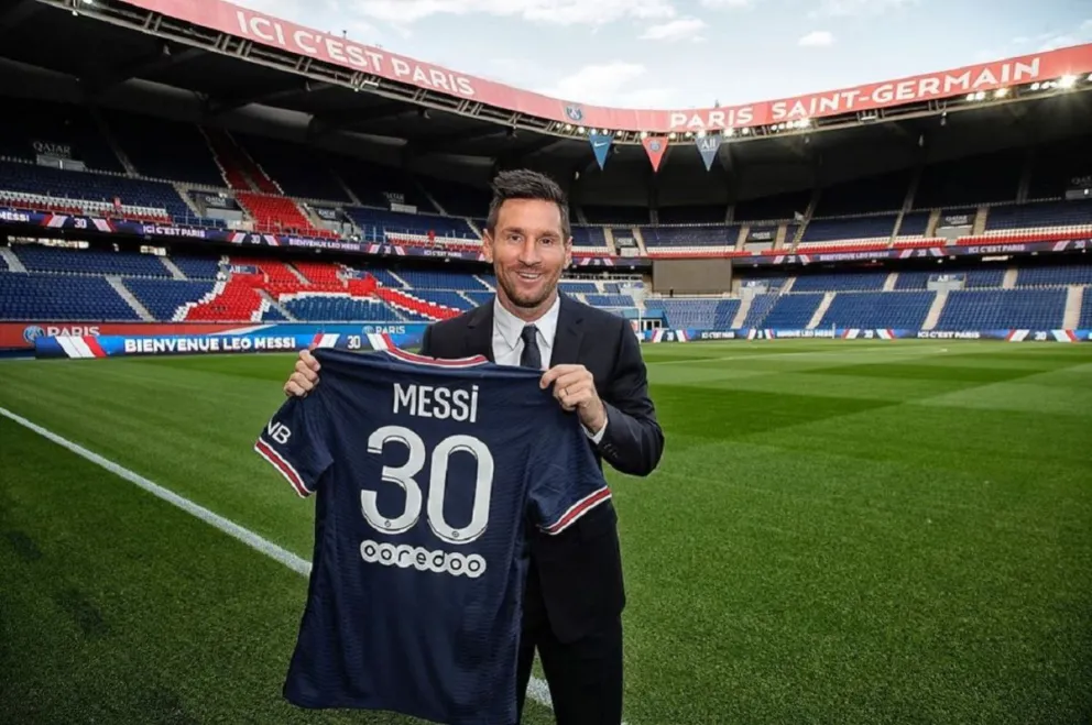 Messi es el nuevo rey de París: el impresionante récord del argentino en su segundo día como jugador del PSG 