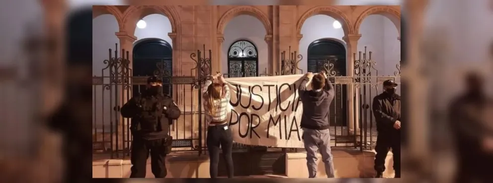 Horror y conmoción: una nenita fue violada en un colegio católico