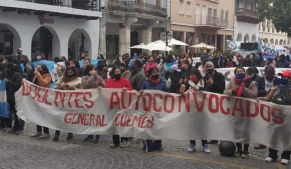 Autoconvocados. Fuente: (Twitter)