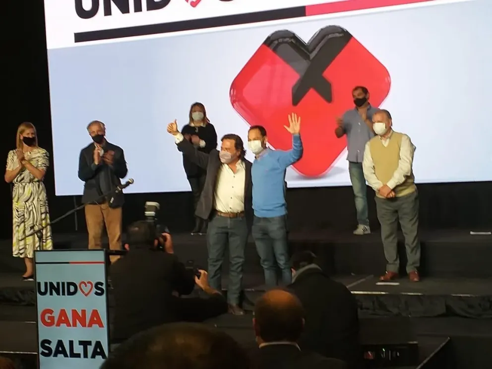 En el búnker de Unidos por Salta, los candidatos celebraron su triunfo 