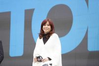 Cristina Kirchner volvió a fustigar a Macri: "No me canso de imaginar cómo estaría el país si hubieran hecho lo que prometieron"