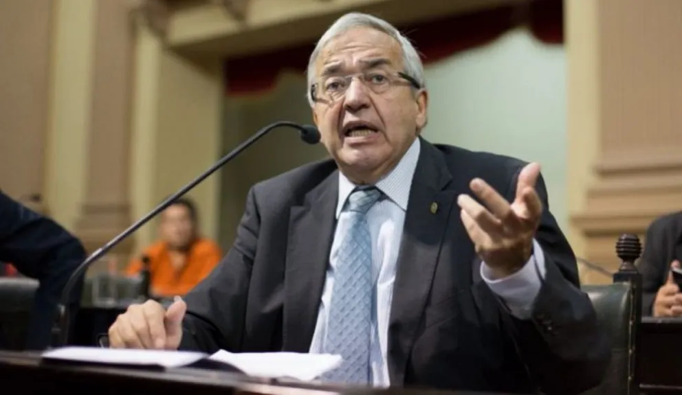 Saltaron chispazos en la Cámara de Diputados: Godoy consideró que un proyecto está "para la mierda"