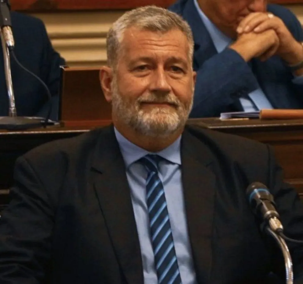 El diputado baleado durante un acto de campaña se encuentra con pronóstico reservado 