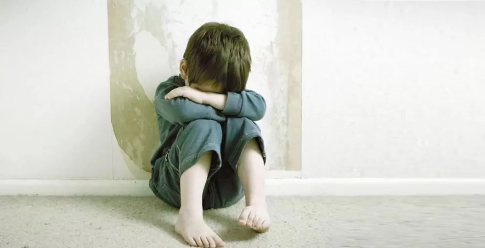 ¡Su propia madre! Fue de terror lo que una salteña le hizo a su hijo por no querer bañarse