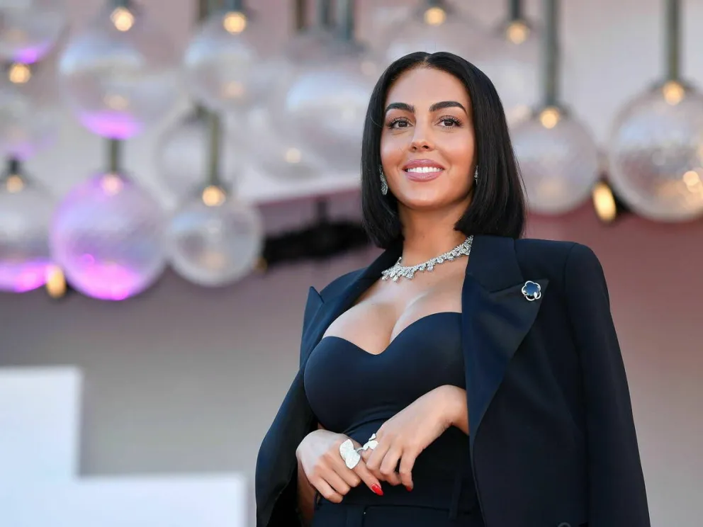 Georgina Rodríguez desfiló en Pijama por las calles de Venecia con mucho glamour 