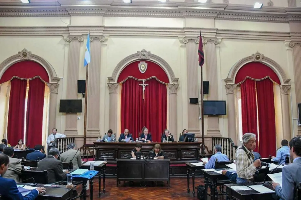 Quiénes son los flamantes miembros de la Auditoría General de la Provincia