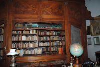 El Museo Histórico de la Universidad de Salta recibió una importante donación por parte de la Biblioteca  Privada “J. Armando Caro”