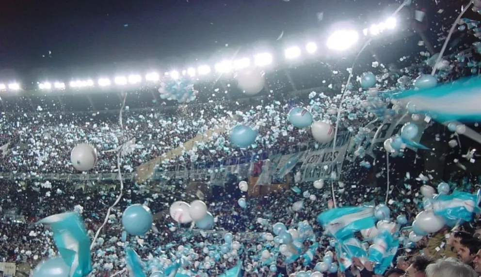 Hinchada argentina. Fuente: (Twitter)