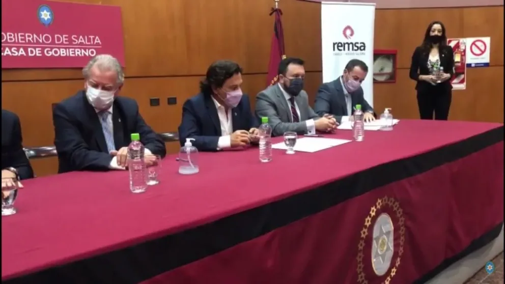 Gustavo Sáenz y una inversión de más de $100 millones para el gasoducto La Viña - Guachipas