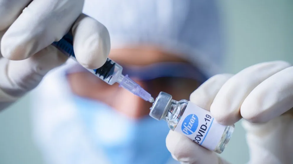 Llegan las primeras 100 mil dosis de Pfizer: ¿A quiénes estarán destinadas? 