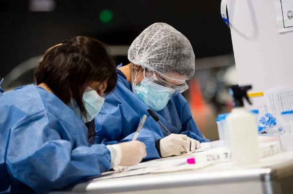 Continúan bajando los casos de coronavirus en Argentina