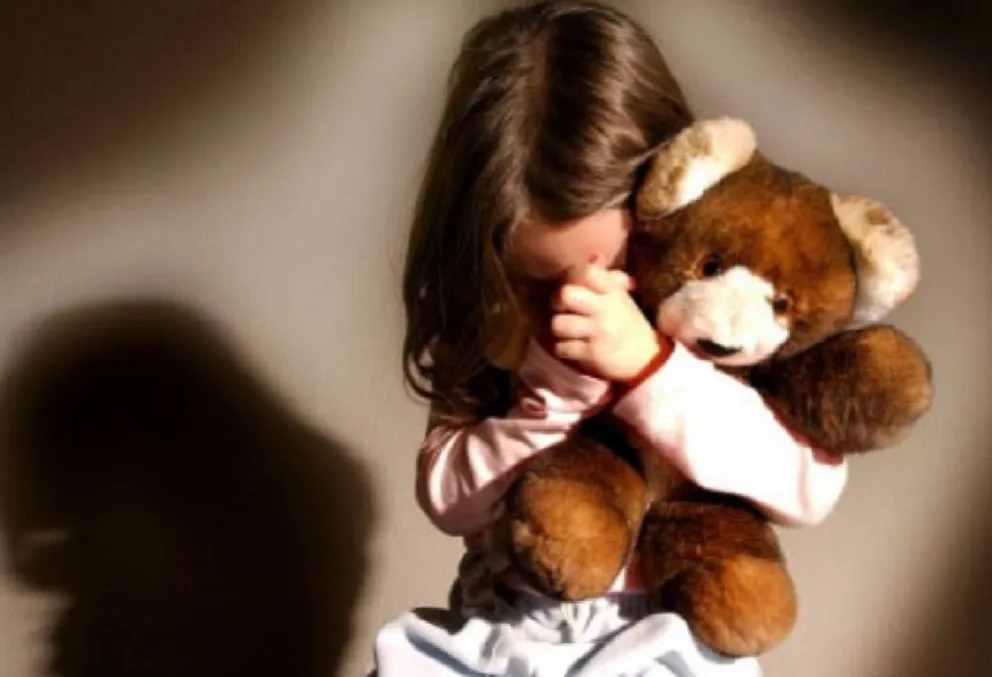Descubrió por un tercero sobre el aberrante hecho que estaban viviendo sus hijas 