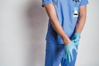 Un enfermero de un hospital salteño fue denunciado por abuso por su compañera de trabajo