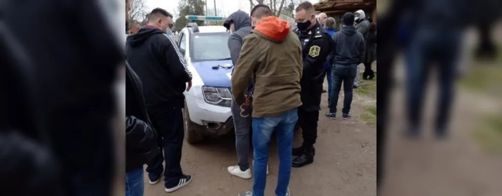 Elecciones picantes: salteño se presentó como presidente de mesa y terminó detenido por violación