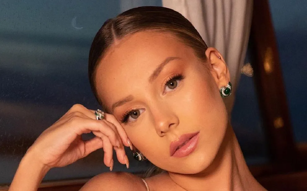 Ester Expósito nos dejó sin respiración con este sensual video
