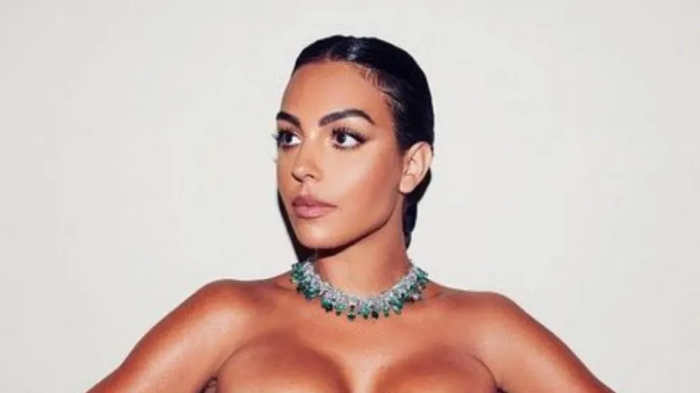 Georgina Rodríguez luce el atuendo que las mujeres elegantes llevan cada época navideña