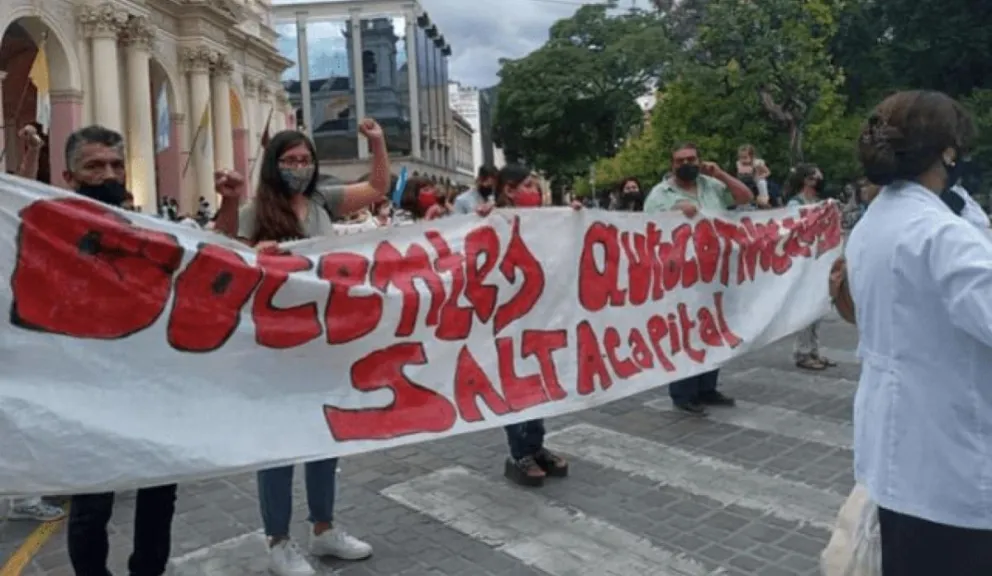Docentes autoconvocados. Fuente: (Twitter)