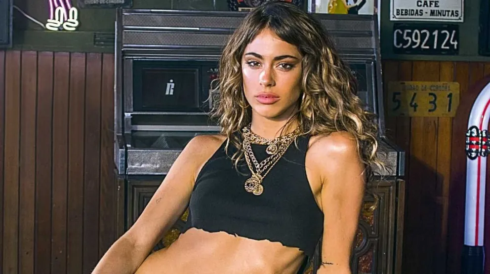 Tini Stoessel se sinceró y habló sobre su sexualidad: “Podría enamorarme de una mujer”