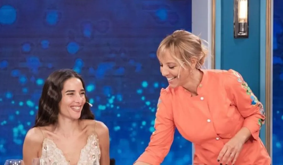 Juana Viale volvió a dar la nota por su look entre clásico y jugado: "Me siento una..."