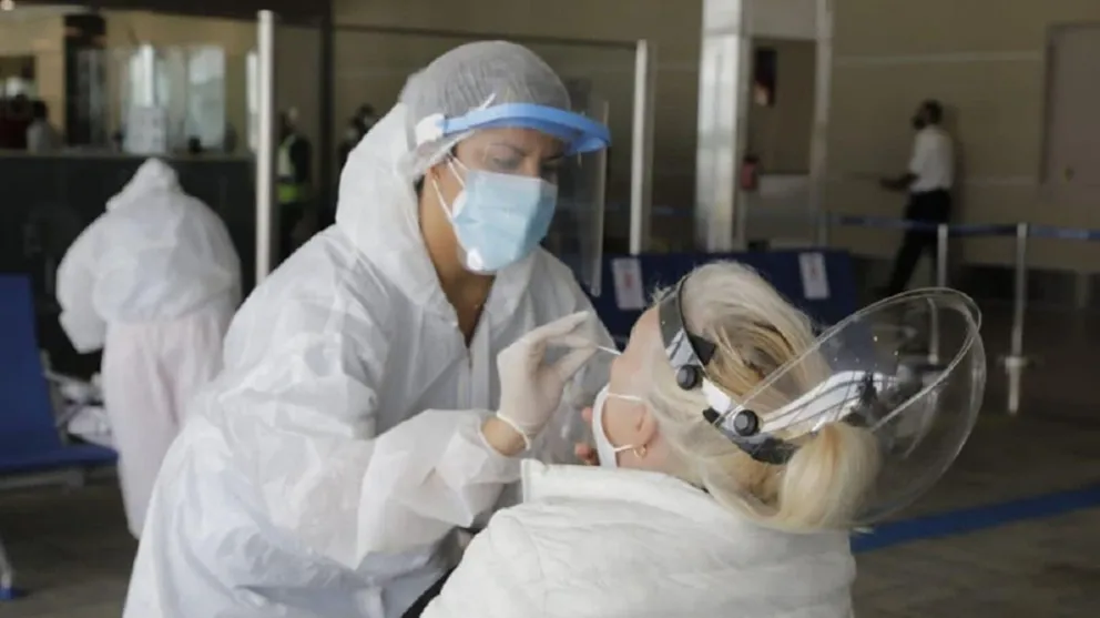 Coronavirus en Argentina: la curva de contagios sigue en descenso