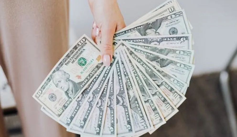 Dólar