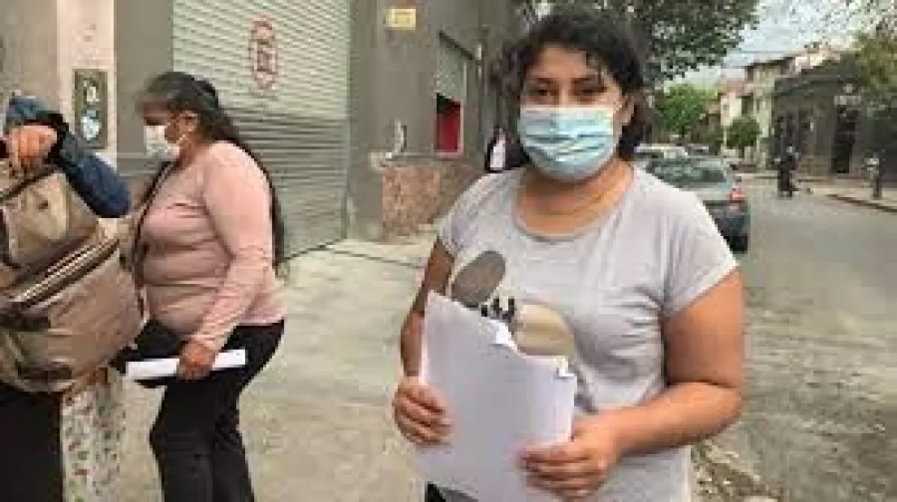 Vecinos escracharon a un supuesto comerciante por reiteradas estafas