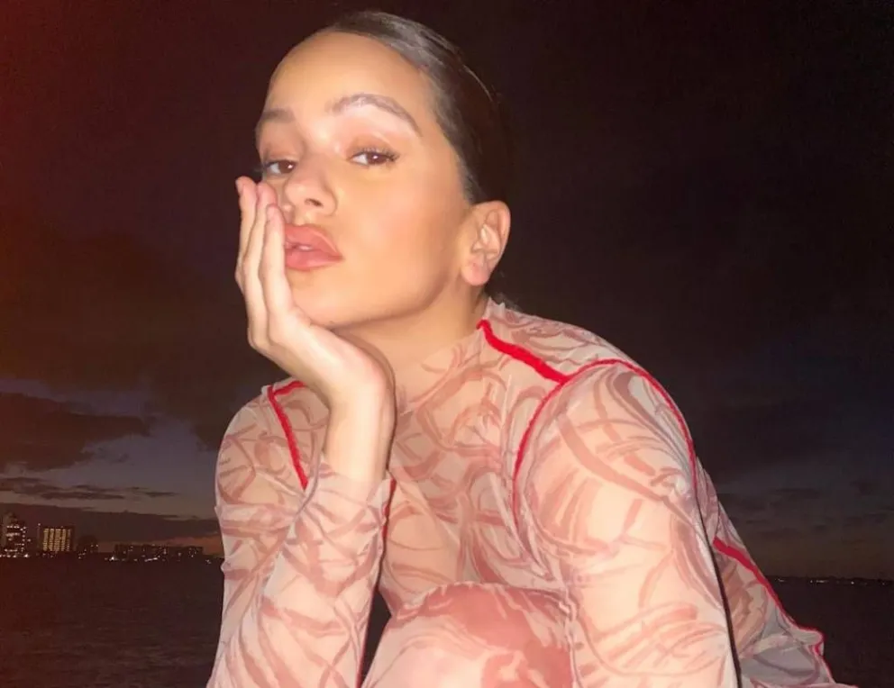 Rosalía se atrevió a bailar casi sin ropa un avance de su tercer álbum