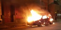 Un auto se incendió mientras circulaba, causó pánico en Tartagal