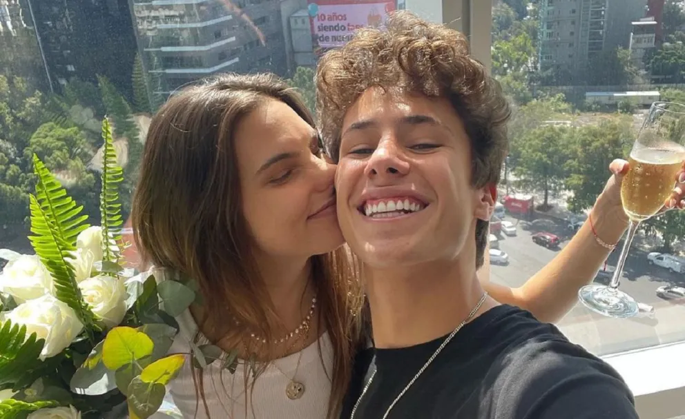 Juanpa Zurita y Macarena Achaga