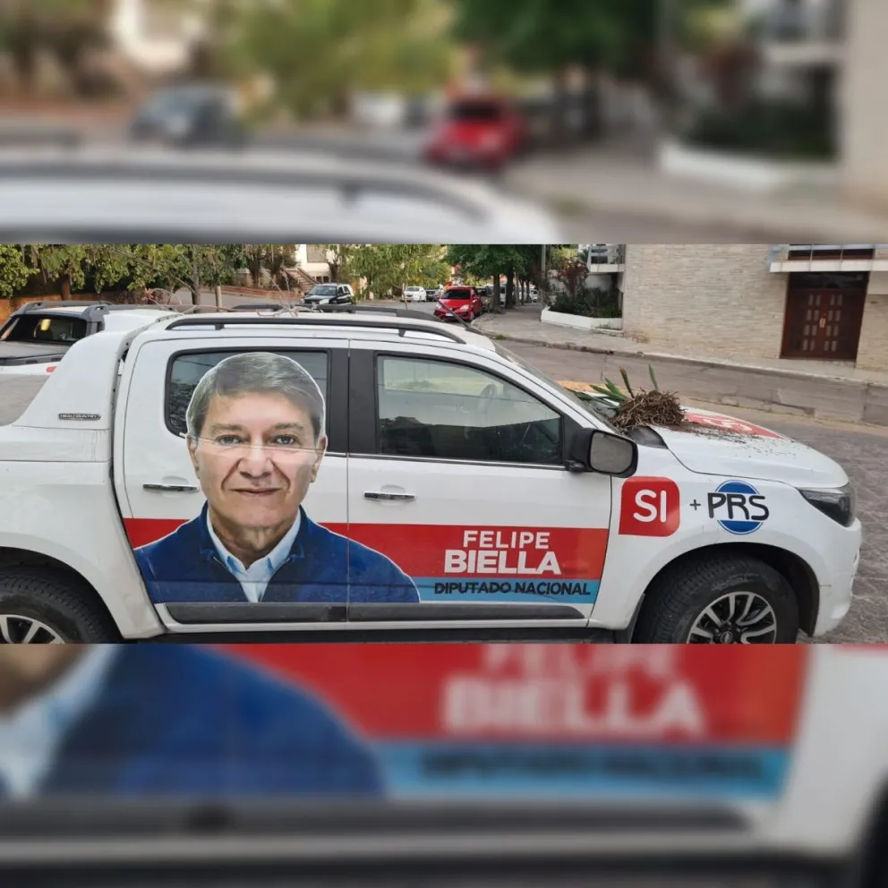 |VIDEO| ¿Campaña sucia? El mensaje intimidatorio que recibió Felipe Biella en la puerta de su casa