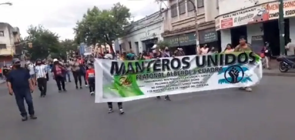 ¿Fin del conflicto? Le pusieron fecha a la reunión entre manteros y el Municipio 