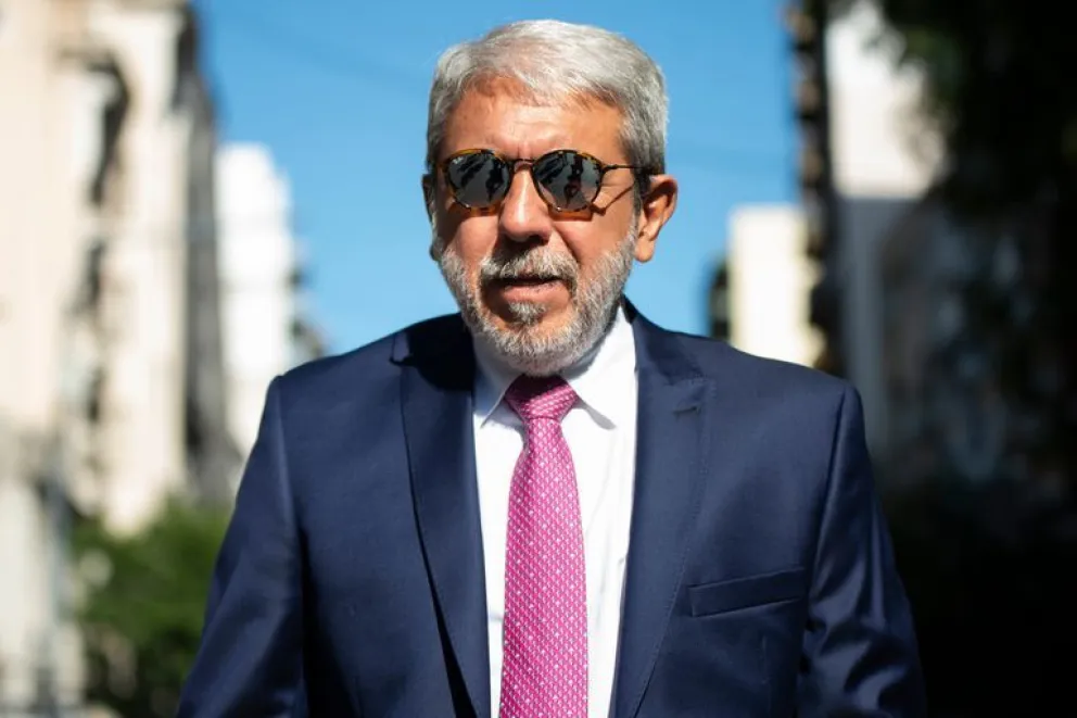 Aníbal Fernández apuntó contra Carreras: "Tiene responsabilidades que no está cumpliendo"