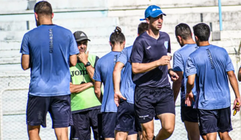 Práctica de Gimnasia y Tiro. Fuente. (Twitter)