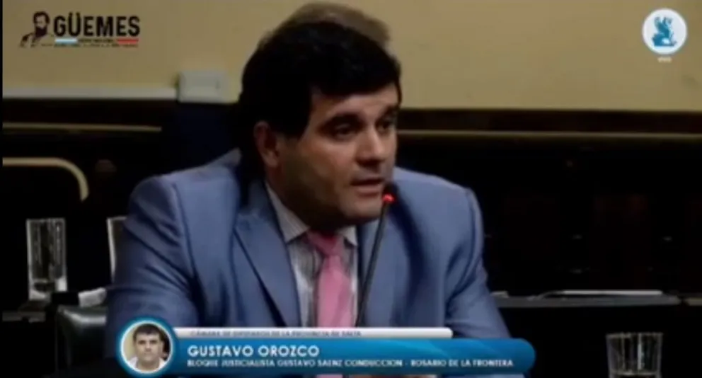 Álgida intervención de Gustavo Orozco por la Ley de Ficha Limpia: "Es una fantochada más de la Cámara de Diputados"